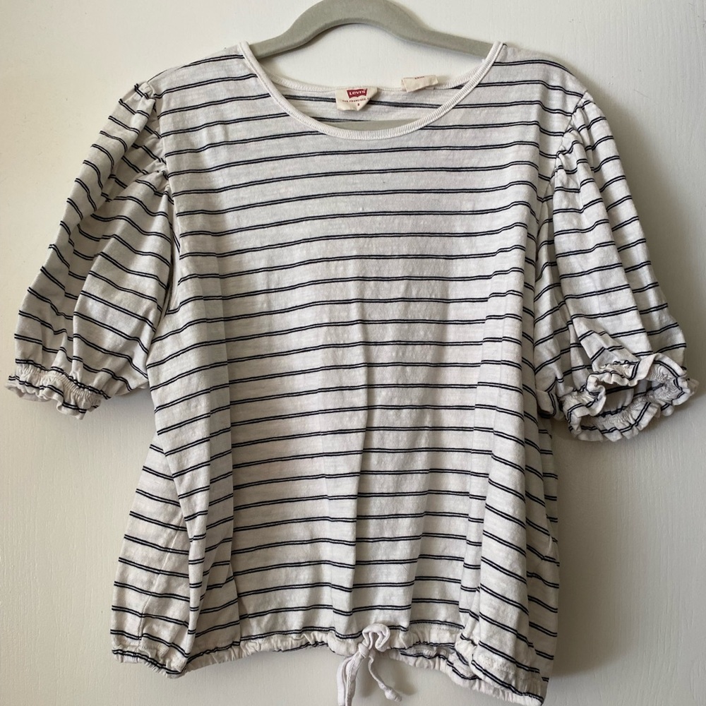 levi’s navy blue and white striped puffed sleeve shirt. worn once good condition